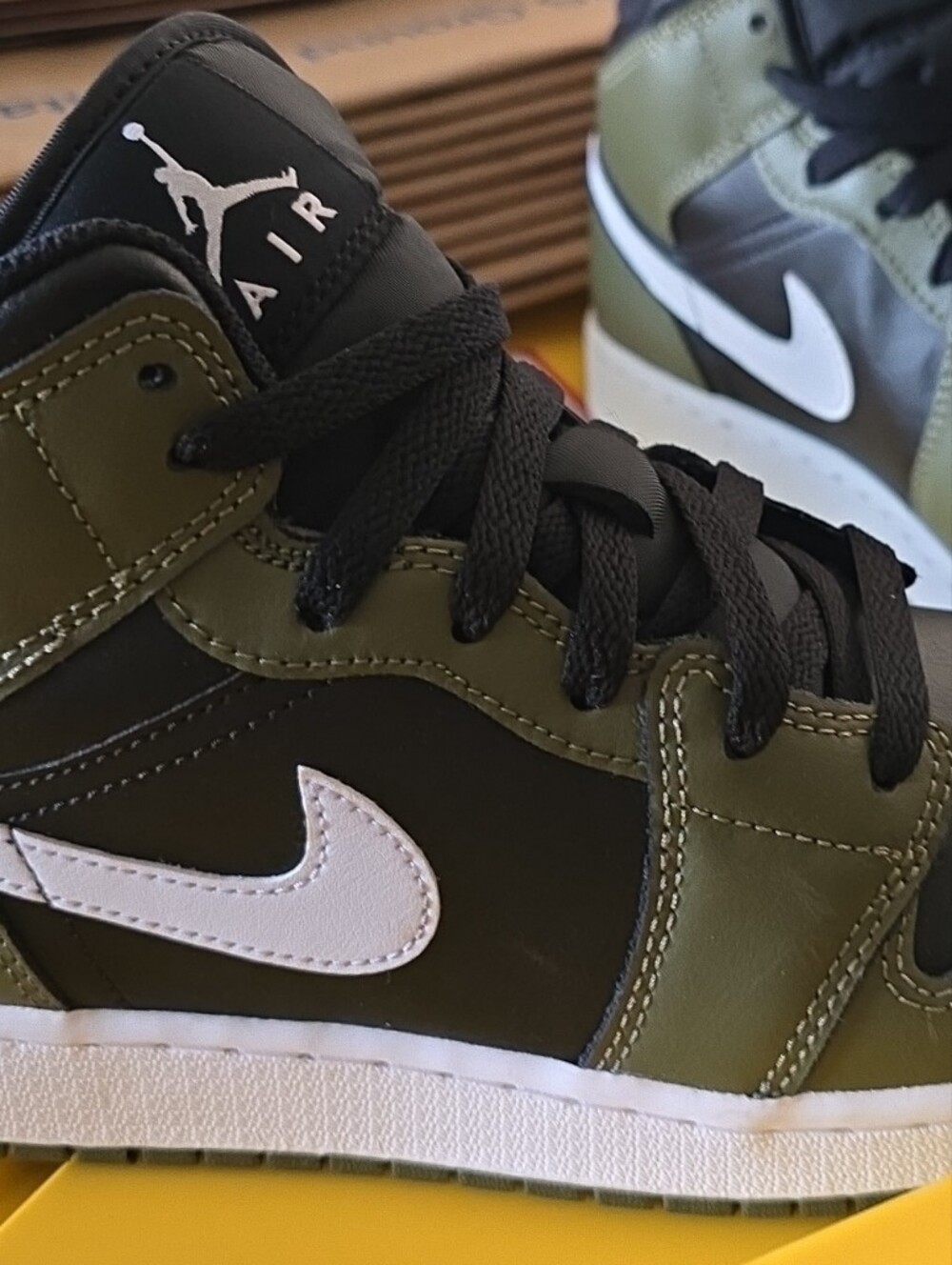 Nike Air Jordan 1 Mid - Olive Green, Black & White
